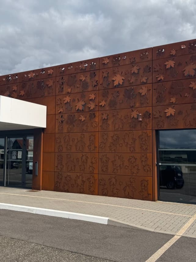 Facade métallique en corten